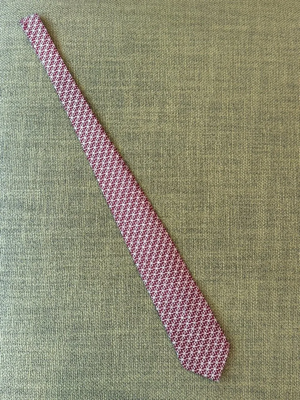 *Hermes Red Silk Tie Geometric Atomic Print all over pattern